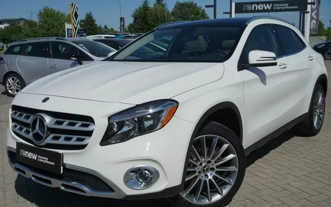 samochody osobowe Mercedes-Benz GLA cena 116900 przebieg: 62814, rok produkcji 2017 z Hajnówka